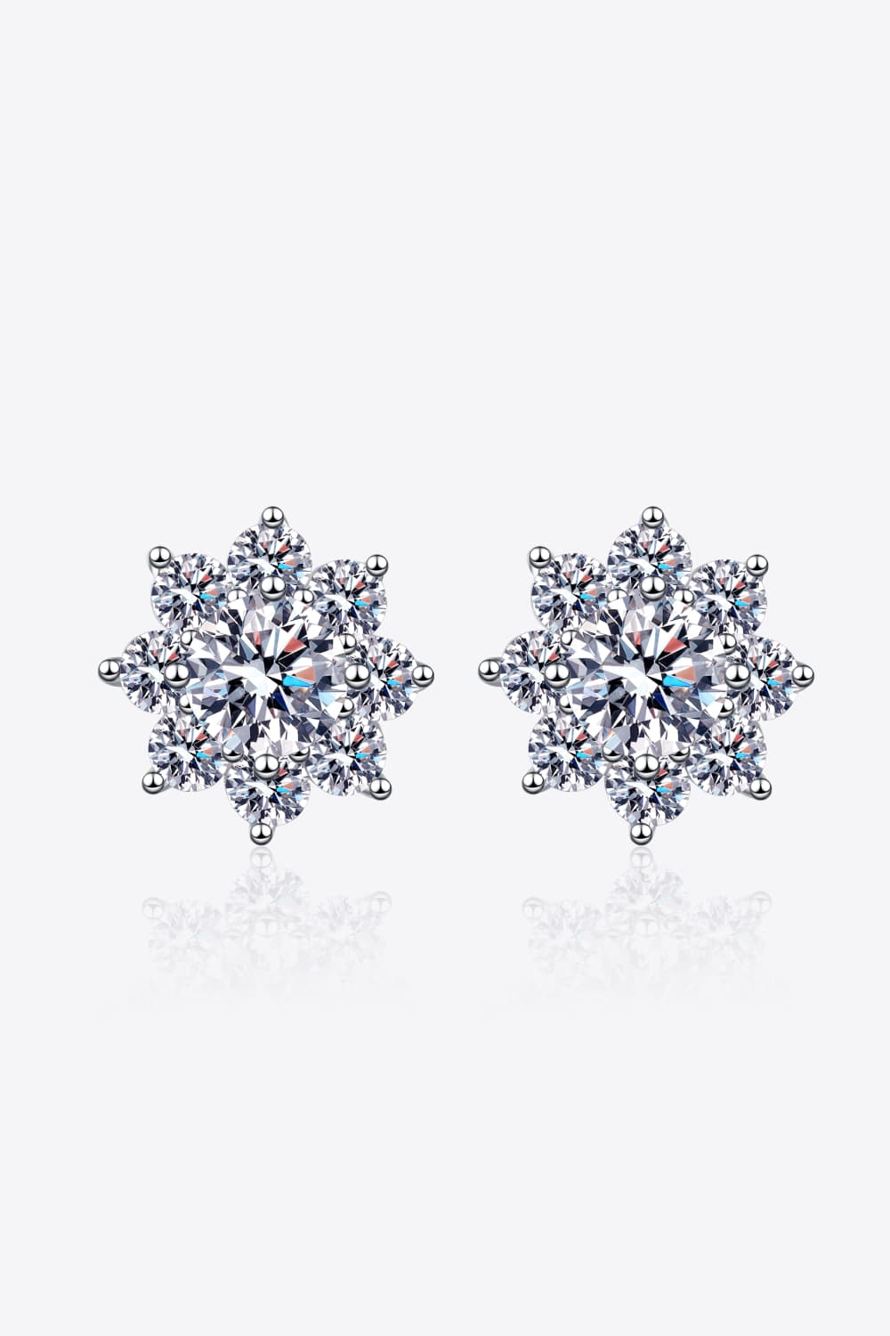 E103 1 Carat Moissanite 925 Sterling Silver Flower Earrings