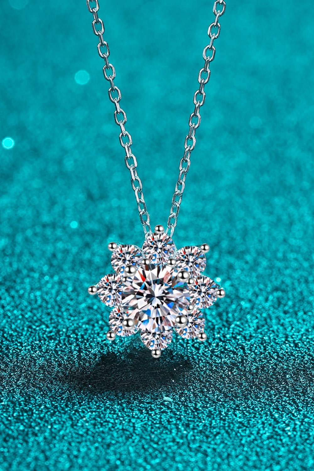 N102 1 Carat Moissanite Floral-Shaped Pendant Necklace