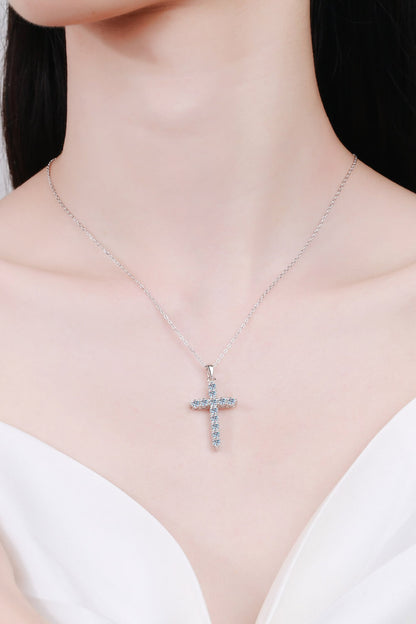 N114 Moissanite Cross Pendant Chain Necklace