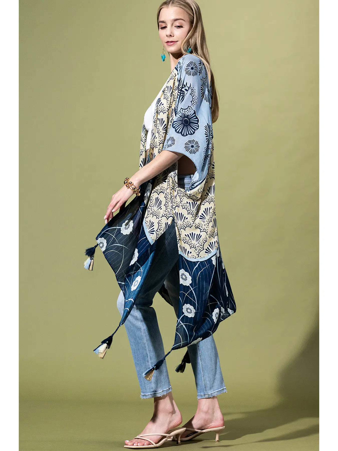 Shoreline Bloom Tassel  SALE!
