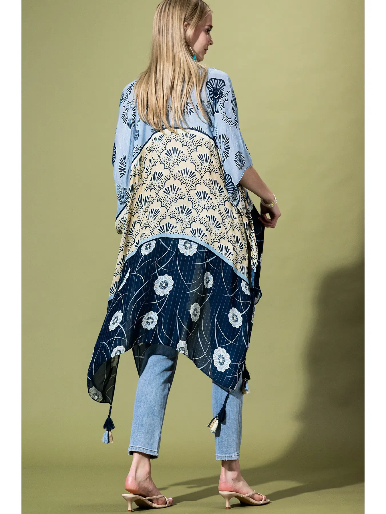 Shoreline Bloom Tassel  SALE!